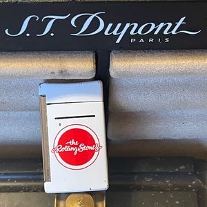 St DuPont slim mini jet lighter rolling stone collectible edition -working w/box